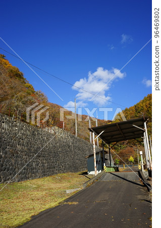 秋天的釜石礦山遺址 96469802