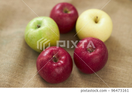 新鮮蘋果富士 Orin Kinboshi 96473161