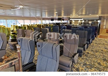 Queen Beetle business class 96474573