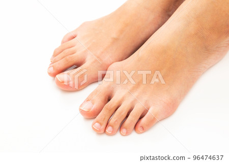 Female legs white background 96474637