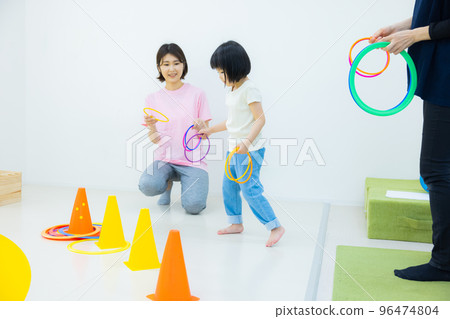 幼兒體育課形象 幼兒體育課形象 96474804
