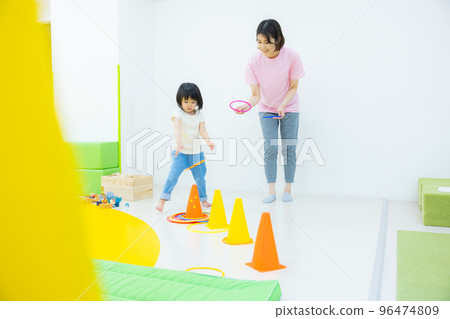 幼兒體育課形象 96474809