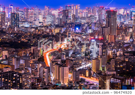 東京惠比壽花園廣場的夜景 96474920