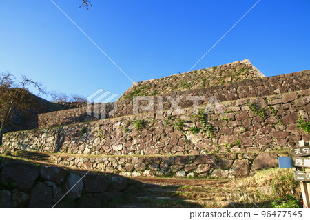 Yonago Castle Ruins and Tenshu Ruins (Yonago City, Tottori Prefecture) Yonago Castle Ruins and Tenshu Ruins (Yonago City, Tottori Prefecture) 96477545