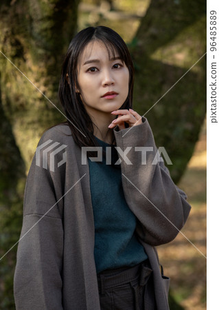 A woman with an ennui atmosphere A woman with an ennui atmosphere 96485889