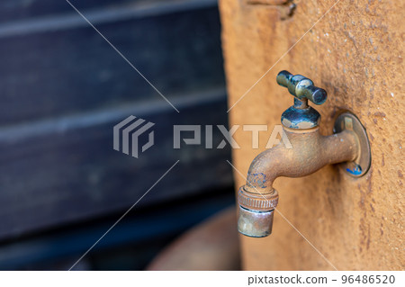 Japanese outdoor old water faucet 96486520