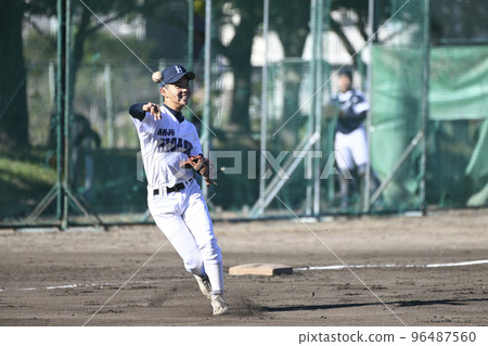 high school baseball  96487560