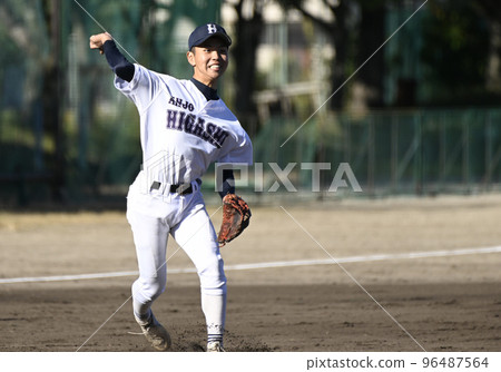 high school baseball  96487564