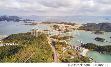 Seonyudo Island, Munyeo Island, Seonyugyo Bridge, Gogunsan Islands, Gunsan City, Jeonbuk Seonyudo Island, Munyeo Island, Seonyugyo Bridge, Gogunsan Islands, Gunsan City, Jeonbuk 96488327