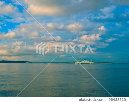 a boat on the horizon 96488510