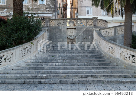 Stairs entrance to the old medieval town of Korcula, Dalmatia, Croatia Stairs entrance to the old medieval town of Korcula, Dalmatia, Croatia 96493218