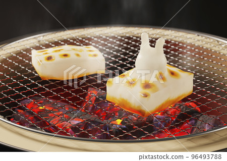 Kirimochi 在木炭烤架上膨脹成兔子的形狀/兔年的圖形圖像，新年賀卡，新年 96493788