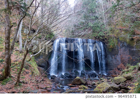Inawashiro Tatsuzawa Fudo Waterfall Inawashiro Tatsuzawa Fudo Waterfall 96495871