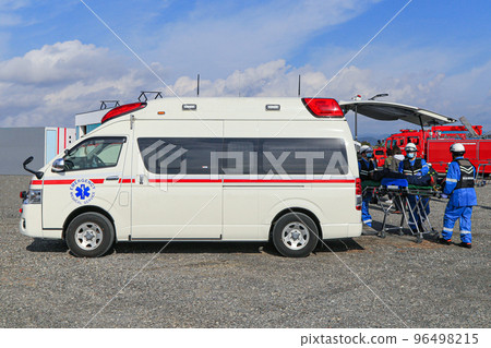 應急小隊車 96498215