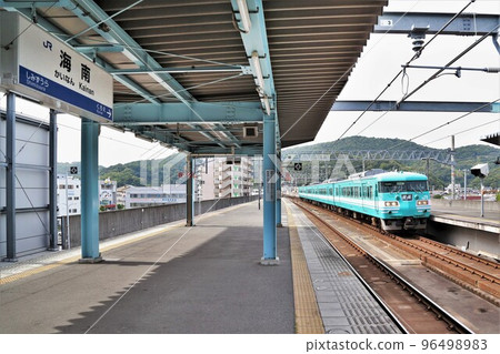 JR海南站紀勢本線和歌山縣 JR海南站紀勢本線和歌山縣 96498983