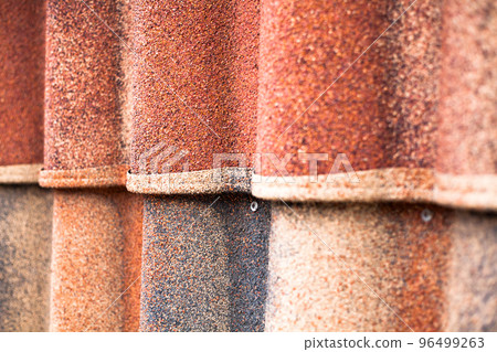 Old rusty wavy metal roofing slate Old rusty wavy metal roofing slate 96499263