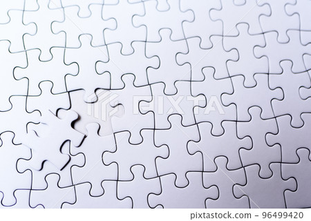 Background texture of jigsaw puzzle Last piece Remaining 1 piece Bird's eye view diagonal Standard color 96499420