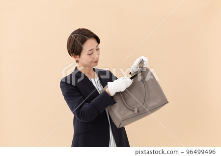 女當舖購買 女當舖購買 96499496