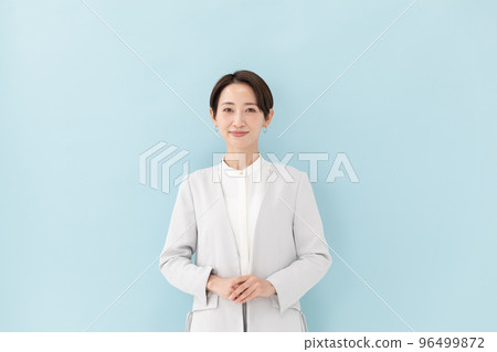 女人藍背 96499872