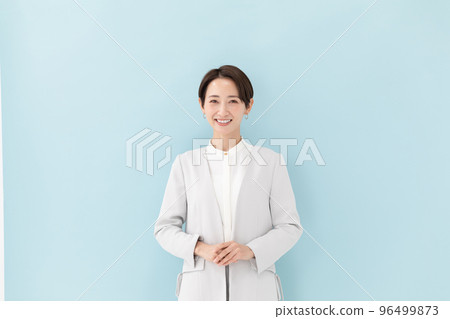 女人藍背 96499873