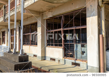 Former Onokiba Elementary School building damaged in autumn Minamishimabara City, Nagasaki Prefecture Former Onokiba Elementary School building damaged in autumn Minamishimabara City, Nagasaki Prefecture 96500995