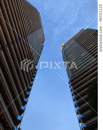 Twin Building Twin Building 96501129