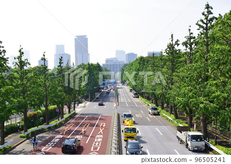 Scenery around Shinanomachi Station in Shinjuku Ward, Tokyo 96505241