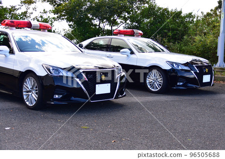 Toyota Crown Athlete police vehicle Toyota Crown Athlete police vehicle 96505688