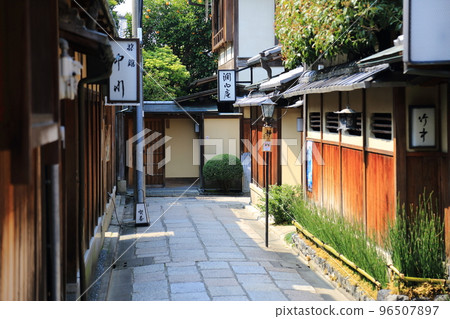 Ishibori Koji (Kyoto) Ishibori Koji (Kyoto) 96507897