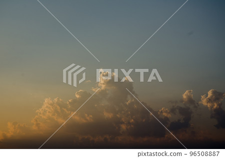 Sunset / sunrise with clouds, light rays and other atmospheric effect Sunset / sunrise with clouds, light rays and other atmospheric effect 96508887