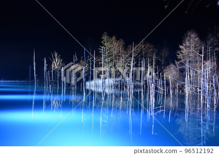 Blue pond light up 96512192