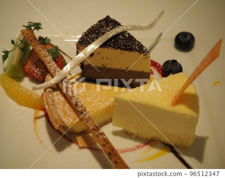 Sweet dessert cake Sweet dessert cake 96512347