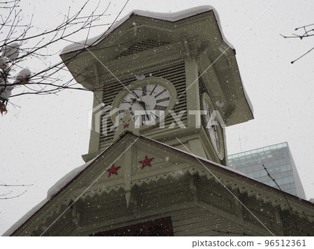 札幌北海道鐘樓時鐘冬季雪 96512361