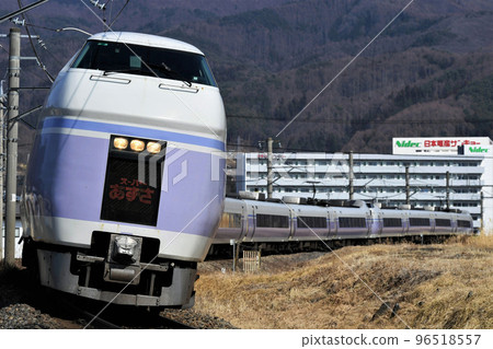 E351系特急“超級梓”中央本線③ 96518557