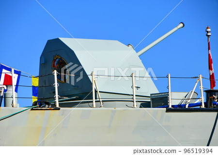 加拿大海軍巡洋艦溫尼伯 FFH-338 WINNIPEG 加拿大海軍橫須賀 96519394