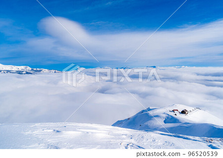 [冬季資料]冬季唐松山的登山風景[長野縣] 96520539