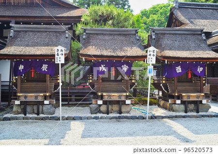 京都下鴨神社琴社 96520573