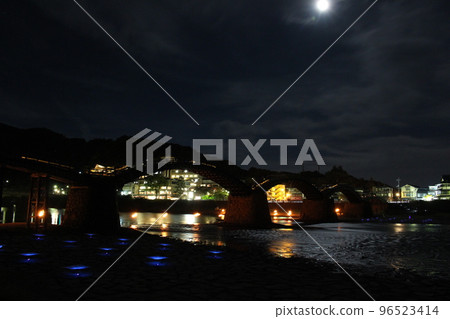 Kintai Bridge Sightseeing in Japan! Yokoyama, Iwakuni City, Yamaguchi Prefecture, Japan's Four Seasons, Kintaikyo Bridge 96523414