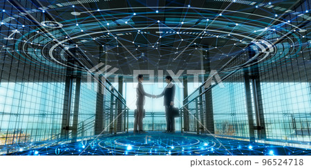 握手的兩個商人 96524718