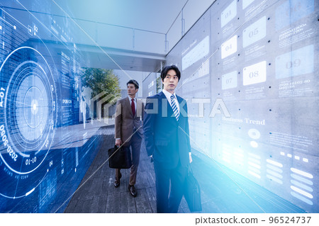 穿著西裝的 30-40 多歲的酷商人 穿著西裝的 30-40 多歲的酷商人 96524737