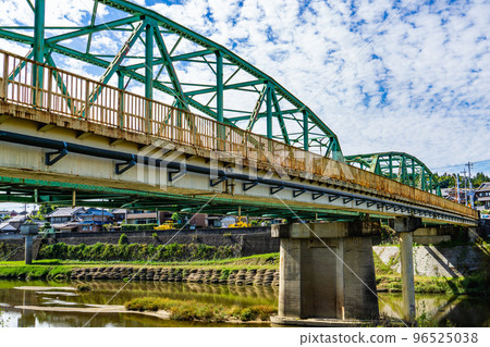 Shimagahara Bridge over the Kizu River in Iga City, Mie Prefecture Shimagahara Bridge over the Kizu River in Iga City, Mie Prefecture 96525038