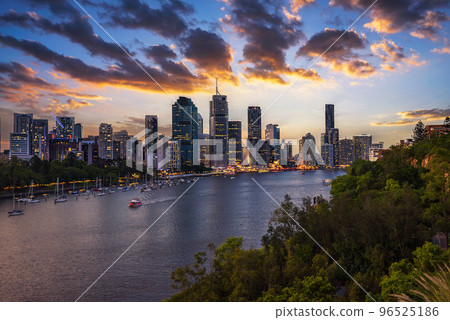 Dramatic sunset over Brisbane skyline and Brisbane river 96525186
