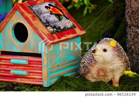 Birdhouse and hedgehog objects Birdhouse and hedgehog objects 96526134