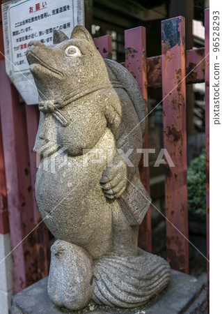Kanda Yanagimori Shrine, a delightful stone statue of a raccoon dog at Keishoin Souken Shrine, the origin of Tamanokoshi Kanda Yanagimori Shrine, a delightful stone statue of a raccoon dog at Keishoin Souken Shrine, the origin of Tamanokoshi 96528293