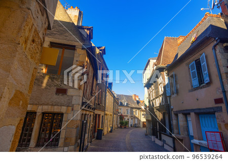 Montlucon old town with medieval fachwerk houses 96539264