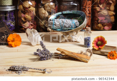 Dried Lavender With Palo Santo Wood and Abalone Shell For Smudging Ritual Dried Lavender With Palo Santo Wood and Abalone Shell For Smudging Ritual 96542344