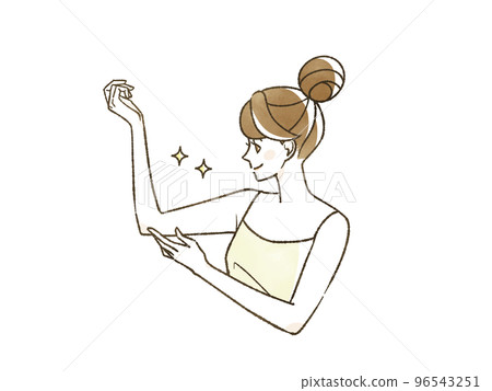 接觸她的上臂的一個微笑的婦女 96543251