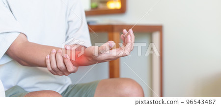 man having wrist pain because using smartphone or computer long time. De Quervain s tenosynovitis, rheumatism, arthritis, osteoarthritis, ergonomic, Carpal Tunnel Syndrome or Office syndrome 96543487