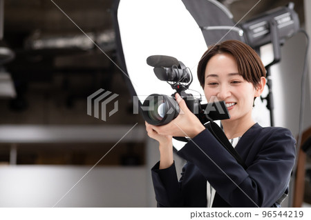 Video grapher 96544219