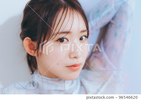 natural beauty of young woman natural beauty of young woman 96546620